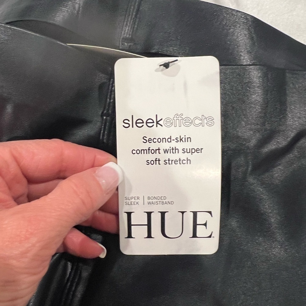 NWT HUE NAVY FAUX LEGGINGS - Picture 2 of 6